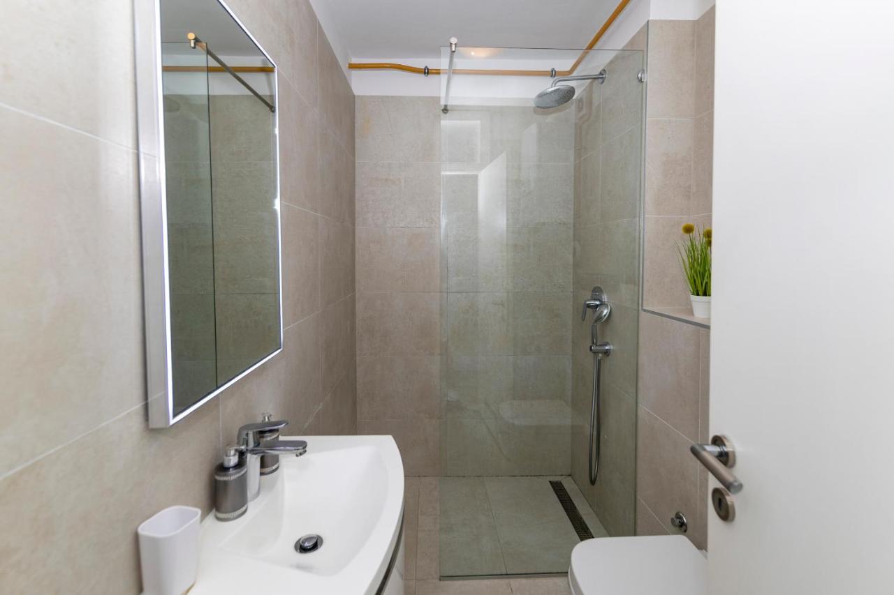 Lusea Apartment *
